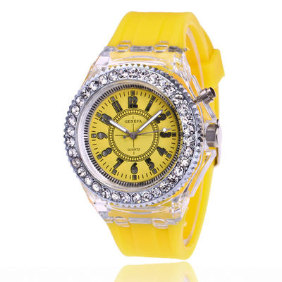 Het veelkleurige Horloge Gemerkte Laipute van Kwartsjonge geitjes, Multiusage Geleid Kwartshorloge