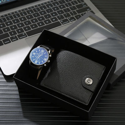 OEM Portefeuille en Horloge voor hem Legering en Leer Materiële Multiapplication wordt geplaatst die