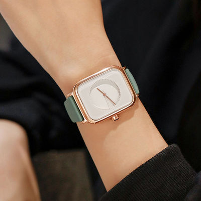 De unieke Horloges van Kwartsdames met Rubberriemen Vrouwelijke Ontwerper Watches